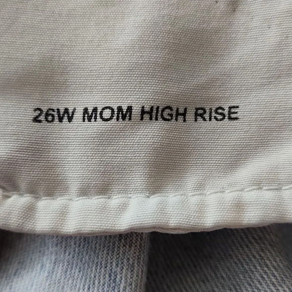 BDG- Women's distressed light wash skinny jeans - Picture 8 of 8